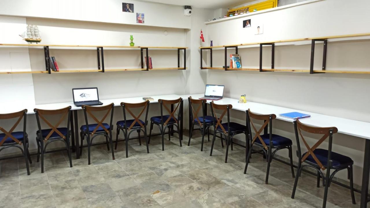 Ida Istanbul Hostel ภายนอก รูปภาพ
