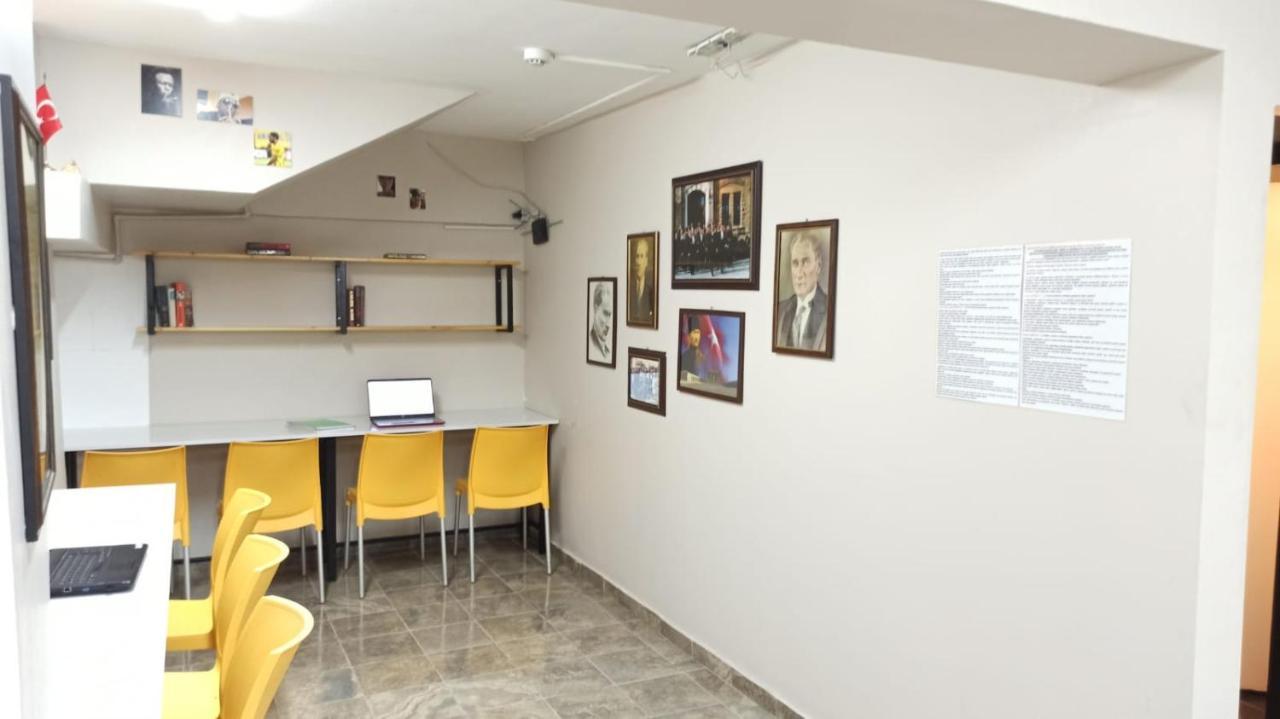 Ida Istanbul Hostel ภายนอก รูปภาพ